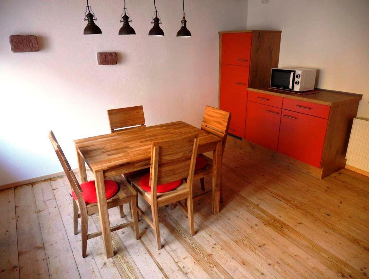 Ferienhaus In Der Erlebach Elmstein Exteriör bild